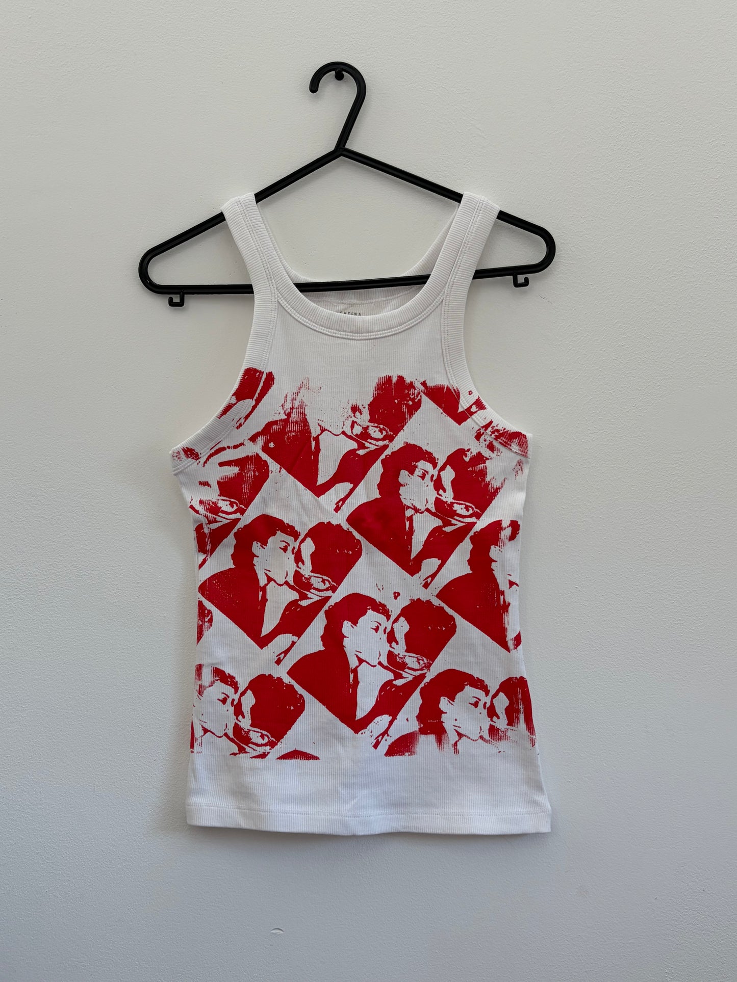 White and Red Kiss tank top - S