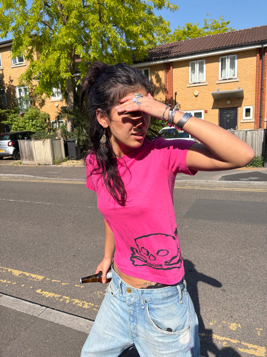 Pink crossbones Tee - XS